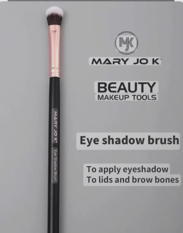 mary jo k eyeshadow brush