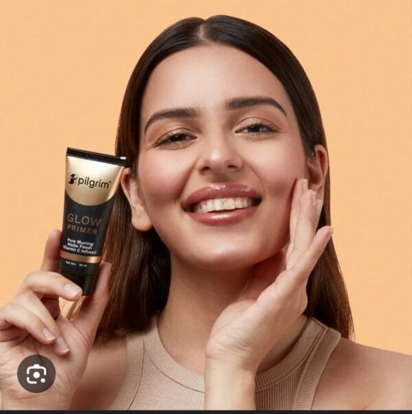 pilgrim glow primer pore blurring matte finish vitamin c infused 30ml